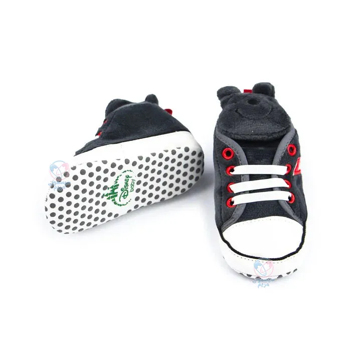 پاپوش با کف انعطافپذیر و سبک