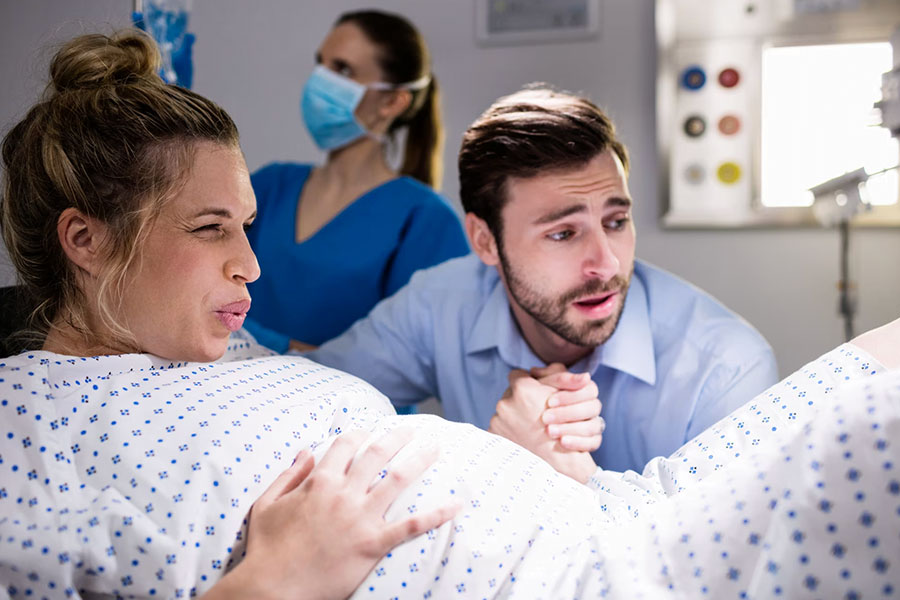 انتخاب بیمارستان خوب برای زایمان طبیعی تا حدود زیادی به عبور سالم از پروسه زایمان کمک میکند.