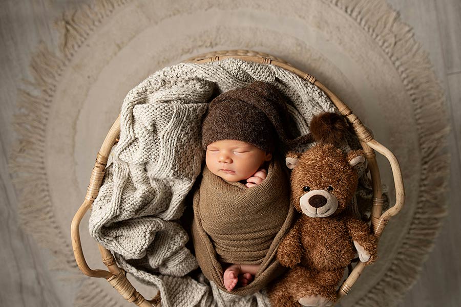 سبد سیسمونی ابزاری ضروری برای نگهداری و سازماندهی وسایل مختلف کودک است.