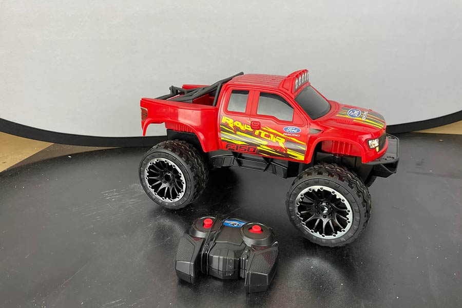 اسباب بازی کنترلی را نباید بیش از حد شارژ کرد.