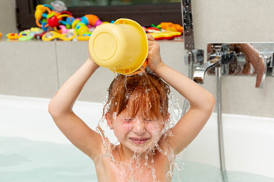 با انتخاب اسباببازیهای مناسب، پروسه شستشو لذتبخش میشود.