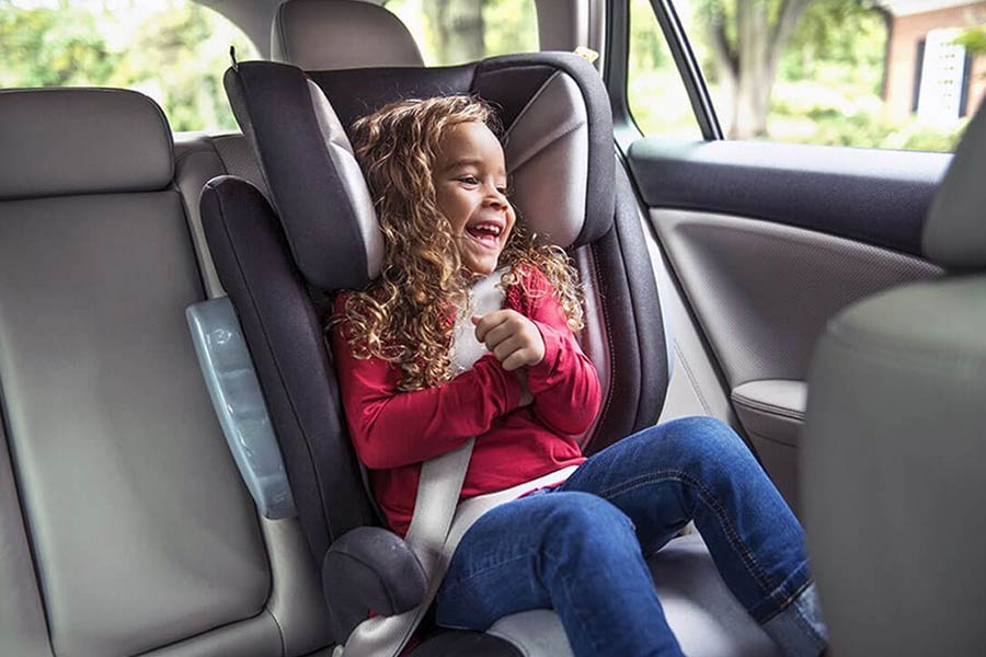 صندلی ماشین گروه سنی 2، انتخابی ایدئال برای کودکان حدود 4 تا 6 سال